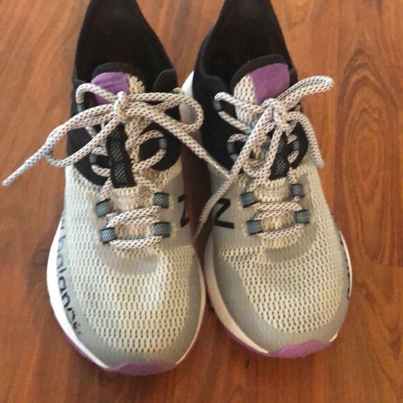 New Balance fresh foam road trail running sneakers violet black 7 - Picture 3 of 9